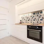 Blue Horizon Sea View 1br Apartment *