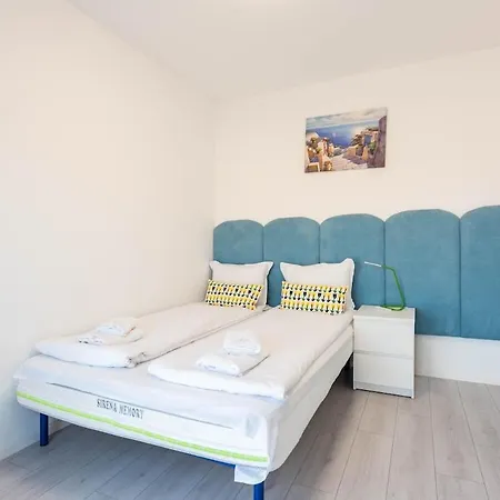 Blue Horizon Sea View 1br Апартамент Варна